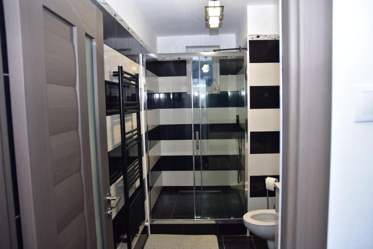Apartament Dabe Hd Hunedoara Exteriör bild