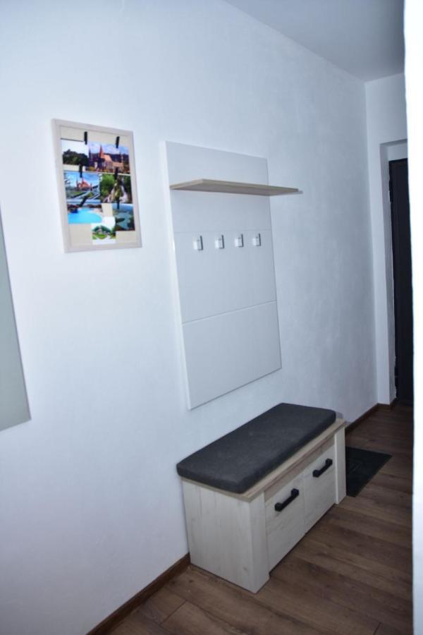 Apartament Dabe Hd Hunedoara Exteriör bild