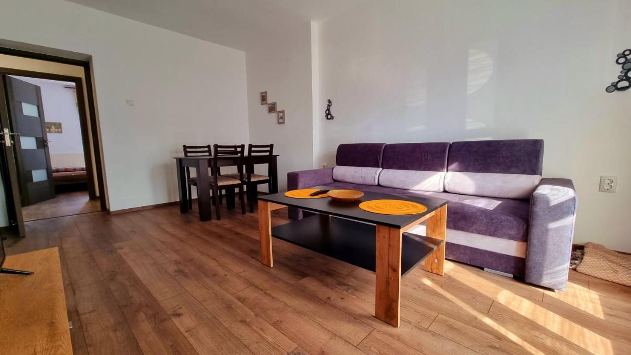 Apartament Dabe Hd Hunedoara Exteriör bild