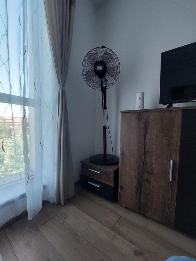 Apartament Dabe Hd Hunedoara Exteriör bild